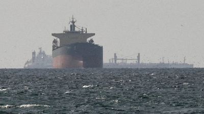 হরমুজ প্রণালি খুলে দেয়া ‘সম্ভব নয়’: ইরান