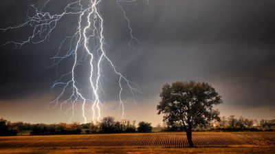 গাইবান্ধায় বজ্রপাতে দুই শিশুসহ ৪ জনের মৃত্যু