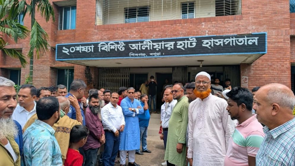 বগুড়ায় ১৯ বছর বন্ধ থাকার পর আলিয়ারহাট হাসপাতালে প্রাণ ফেরানোর উদ্যোগ