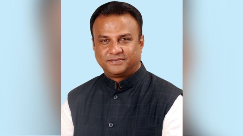 সাবেক এমপি শাহীন চাকলাদারের বিরুদ্ধে গ্রেপ্তারি পরোয়ানা