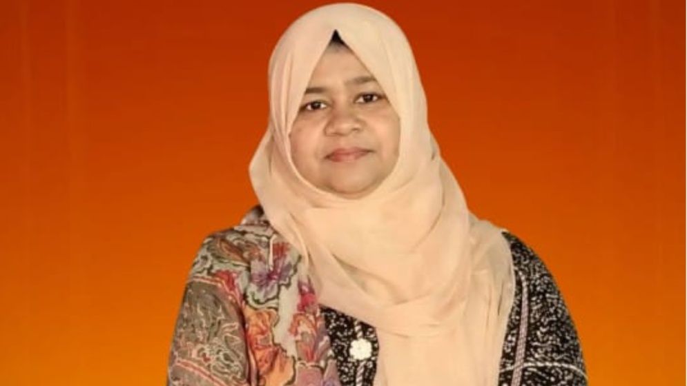 কুড়িগ্রামে শ্রেষ্ঠ প্রধান শিক্ষিকা রওশন আরা বেগম