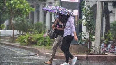 ২০ জেলায় ঝড়বৃষ্টির আভাস, নদীবন্দরে সতর্ক সংকেত