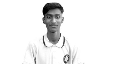 জাম পাড়তে গাছে উঠে ডাল ভেঙে পড়ে স্কুলছাত্রের মৃত্যু