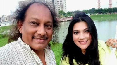 কারিনাকে ঘিরে গুজব, ক্ষুব্ধ বাবা কায়সার হামিদ