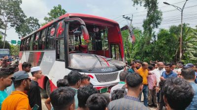 ঈদের আনন্দের মধ্যেই সড়কে ঝরল ১৬ প্রাণ