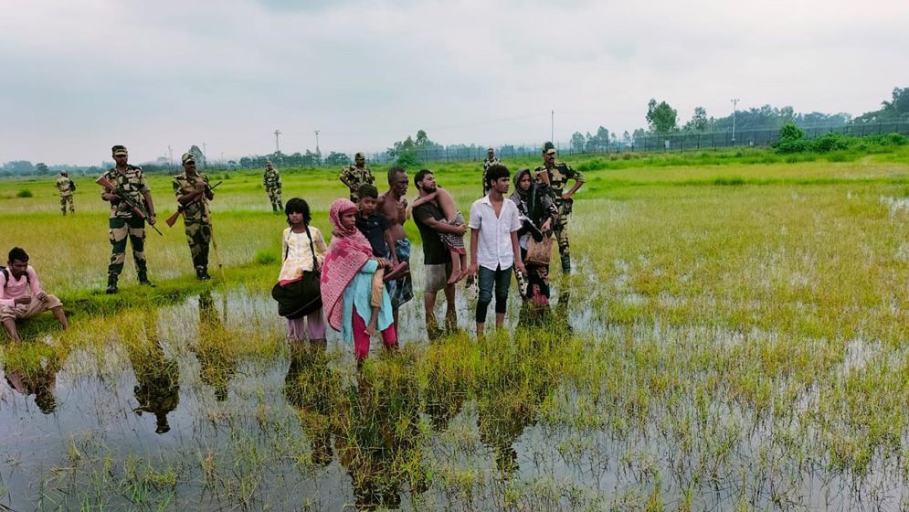 পুশ-ইনের চেষ্টায় বিএসএফ, পণ্ড করছে বিজিবি