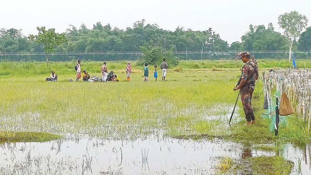 শূন্যরেখায় ধুঁকছে মানবতা