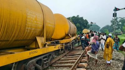 খুলনার সঙ্গে উত্তরবঙ্গের রেল যোগাযোগ বন্ধ