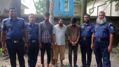 পাবনায় ৫২ দিনে ৭০৯ মাদক কারবারি ও সেবী গ্রেপ্তার