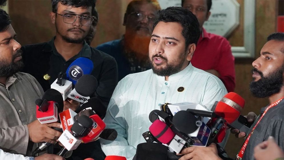 শেখ হাসিনা দেশে ফিরবেন ফাঁসির রায় কার্যকরের জন্য: নাহিদ ইসলাম
