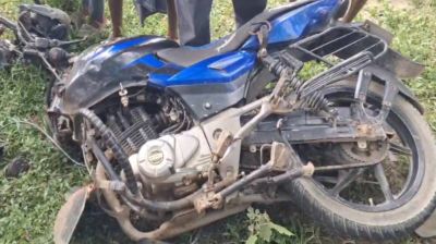 মোটরসাইকেল নিয়ন্ত্রণ হারিয়ে গাছের সঙ্গে ধাক্কা, ৩ স্কুলছাত্র নিহত