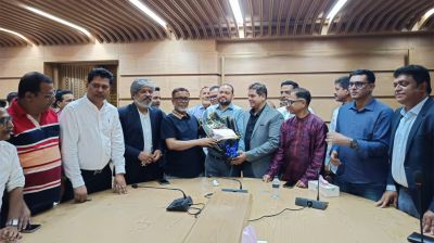 তিন ব্যবসায়ী সংগঠনের গুরুত্বপূর্ণ পদে নির্বাচিত মোহাম্মদ সোহাগকে নারায়ণগঞ্জ চেম্বারের ফুলেল শুভেচ্ছা