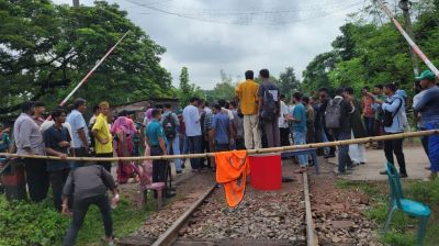 রাজশাহীর সঙ্গে সারা দেশের রেলযোগাযোগ বন্ধ