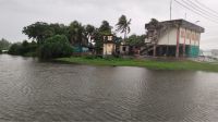 টানা বৃষ্টিতে সেন্টমার্টিনে জোয়ারের পানির উচ্চতা বৃদ্ধি, আতঙ্কে দ্বীপবাসী