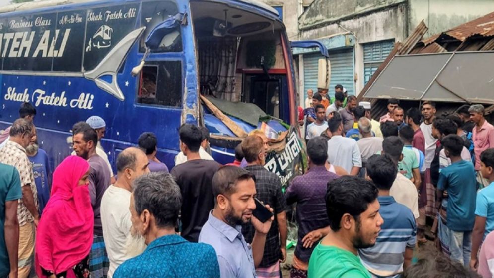 ছুটির দিনে সড়ক দুর্ঘটনায় বগুড়ায় ও সিলেটে নিহত ১৫