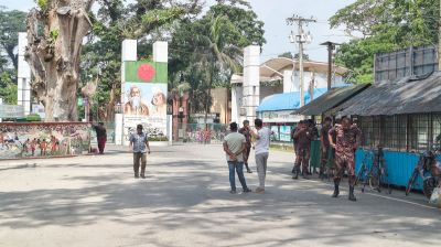 কলকাতায় নিহত পাঁচ বাংলাদেশির মরদেহ নিতে বেনাপোলে স্বজনের অপেক্ষা