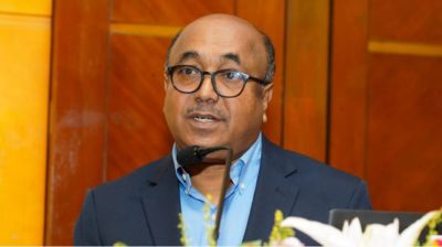 পদত্যাগ করছেন পিএসসি চেয়ারম্যান অধ্যাপক মোবাশ্বের