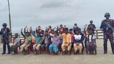 ২৪ জেলেকে ফেরত দিল আরাকান আর্মি