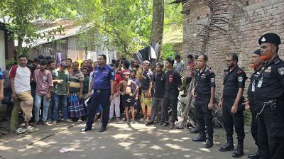 মাদারীপুরে মাদ্রাসার পাশে হাতবোমা বিস্ফোরণ, আহত ৪ শিশু