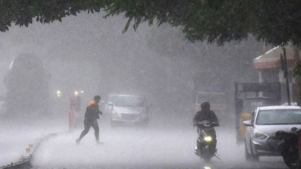 টানা ৫ দিন ভারী বর্ষণের আভাস