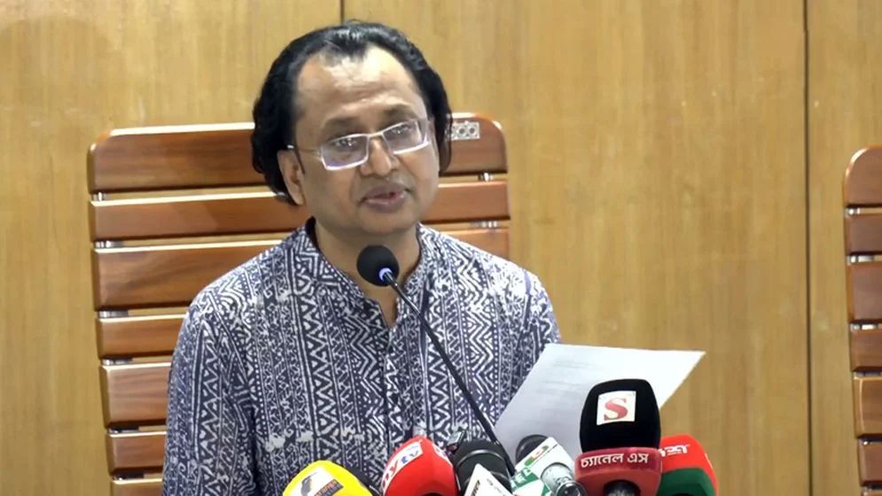 নবম-দশম ওয়েজ বোর্ড একসঙ্গে বাস্তবায়ন হবে: তথ্য উপদেষ্টা