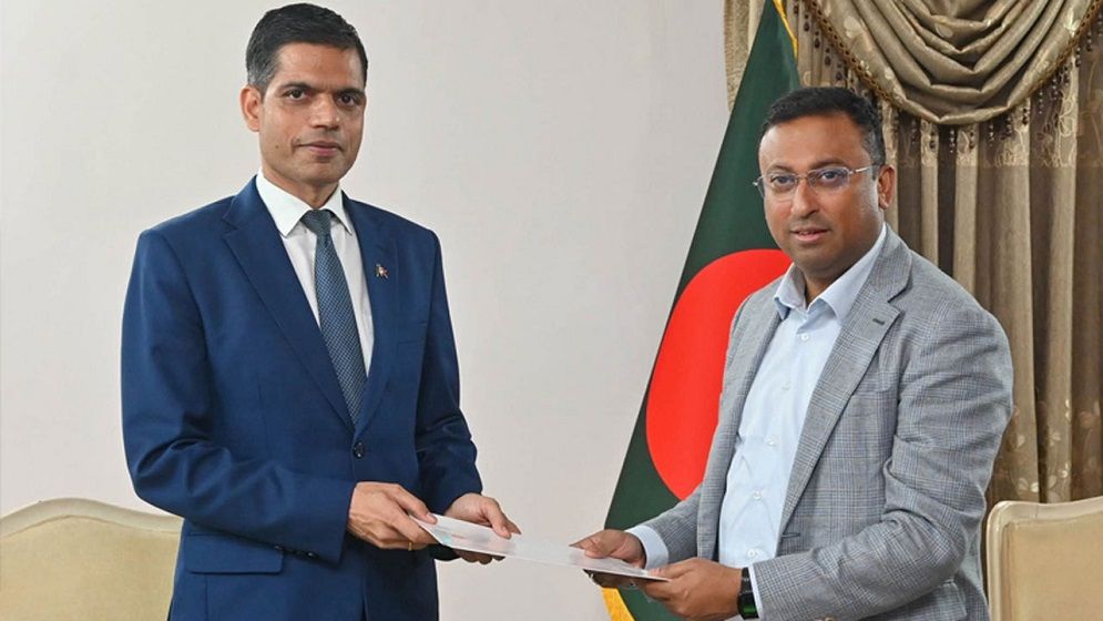 নেপালের বন্যা-ভূমিধসে সহায়তায় বাংলাদেশের ১০ লাখ ডলার অনুদান