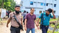 নারীসহ ফ্ল্যাট থেকে আটক সাবেক ওসি মাহবুব সাময়িক বরখাস্ত