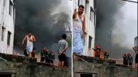 বাড্ডায় ফার্নিচারের গোডাউনে আগুন, নিয়ন্ত্রণে কাজ করছে ৪ ইউনিট