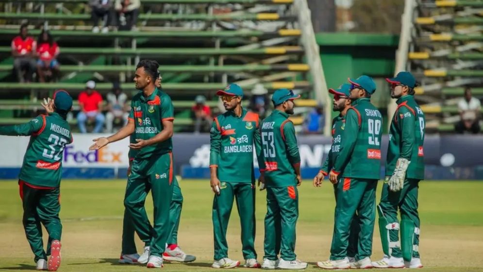চমক রেখে ত্রিদেশীয় সিরিজের দল ঘোষণা বাংলাদেশের