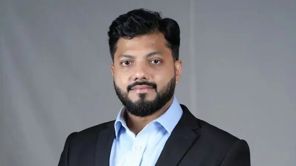 দুপুরে পদত্যাগের চূড়ান্ত ঘোষণা দেব: ইশরাক হোসেন