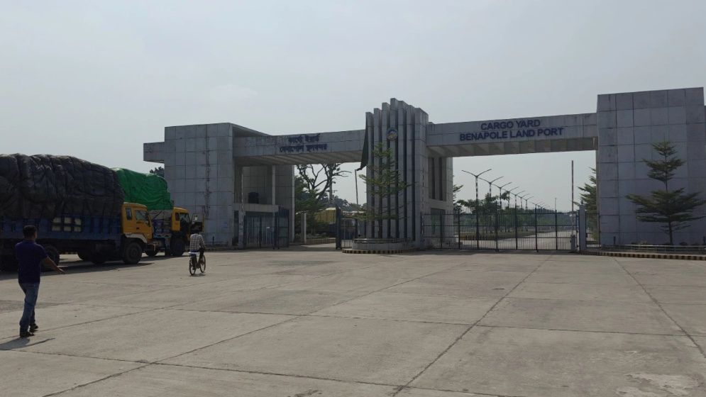 ছুটি শেষে বেনাপোল স্থলবন্দরে আমদানি-রপ্তানি শুরু