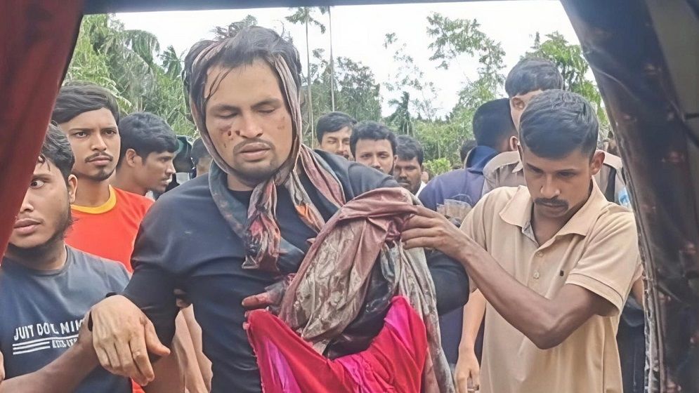 কক্সবাজার সদর হাসপাতাল থেকে হ্যান্ডকাফসহ পালিয়ে গেল রোহিঙ্গা আসামি
