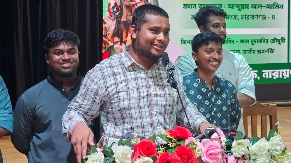 বিধবা কার্ড চালু হলে ‘এমপির স্ত্রীও আগে নেবে’: হাসনাত আবদুল্লাহ