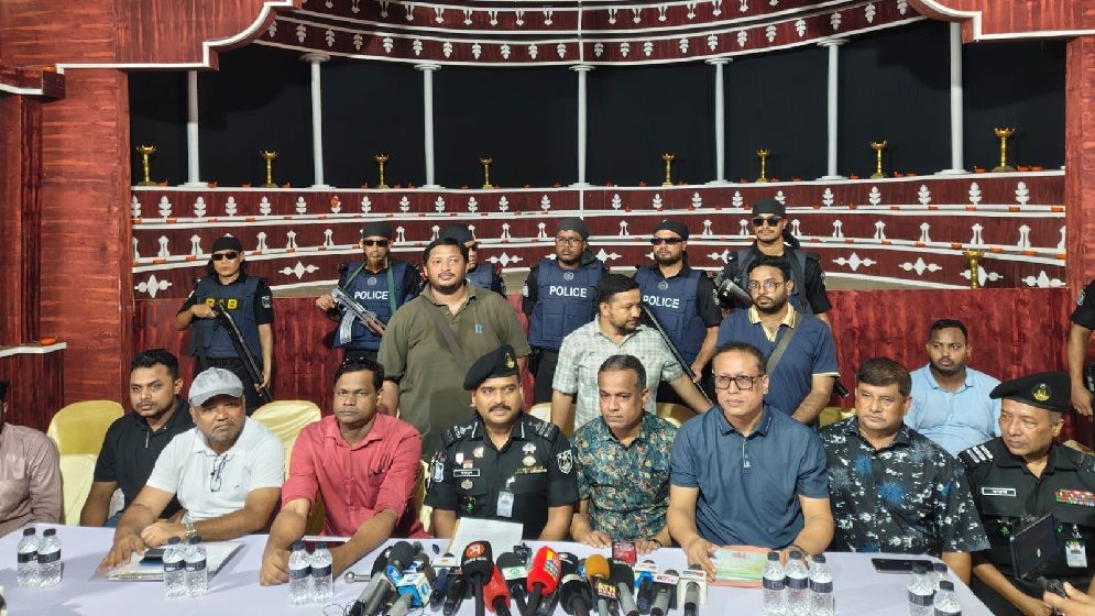 শারদীয় দুর্গোৎসবের জন্য প্রস্তুত কক্সবাজারের ৩২৪ মণ্ডপ