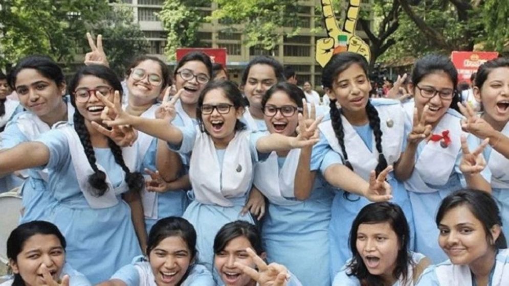 এইচএসসি ও সমমান পরীক্ষার ফল প্রকাশের তারিখ পরিবর্তন