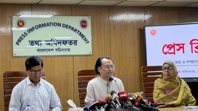 আওয়ামী লীগের সঙ্গে সমঝোতার সুযোগ নেই: তথ্য উপদেষ্টা