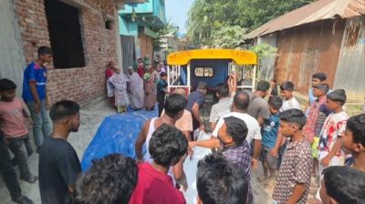 রূপগঞ্জে ঢাকা-সিলেট মহাসড়কে সড়ক দুর্ঘটনায় নিহত ২, আশষ্কাজনক ৩