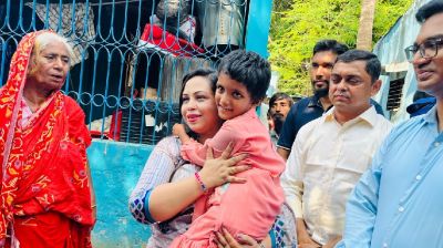 মানবিকতার উজ্জ্বল দৃষ্টান্ত স্থাপন করলেন ভিক্ষুক নারী, সোহানার দায়িত্ব নিলেন জেলা প্রশাসক