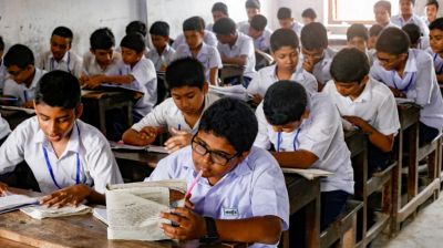 বাড়ছে স্কুল, কমছে শিক্ষার্থী
