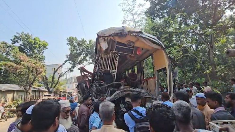 নিহতের সংখ্যা বেড়ে ১৪, পরিচয় মিলেছে ৯ জনের