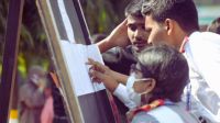 পাসের হারে শীর্ষে ঢাকা, সবার নিচে বরিশাল